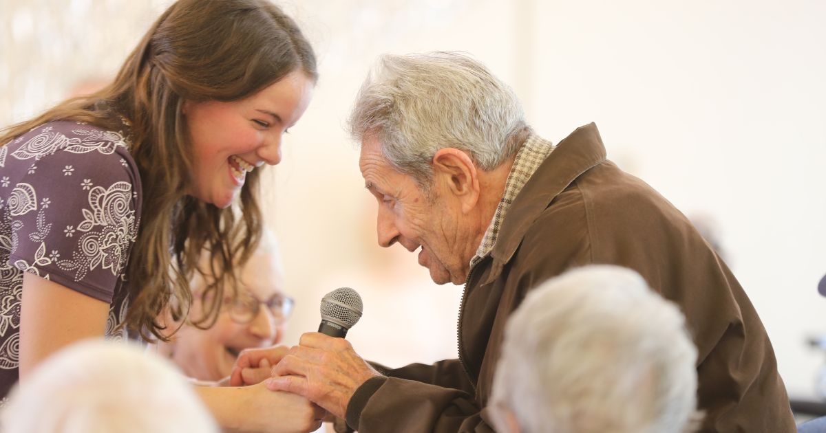 10 Questions To Ask On A Senior Living Tour